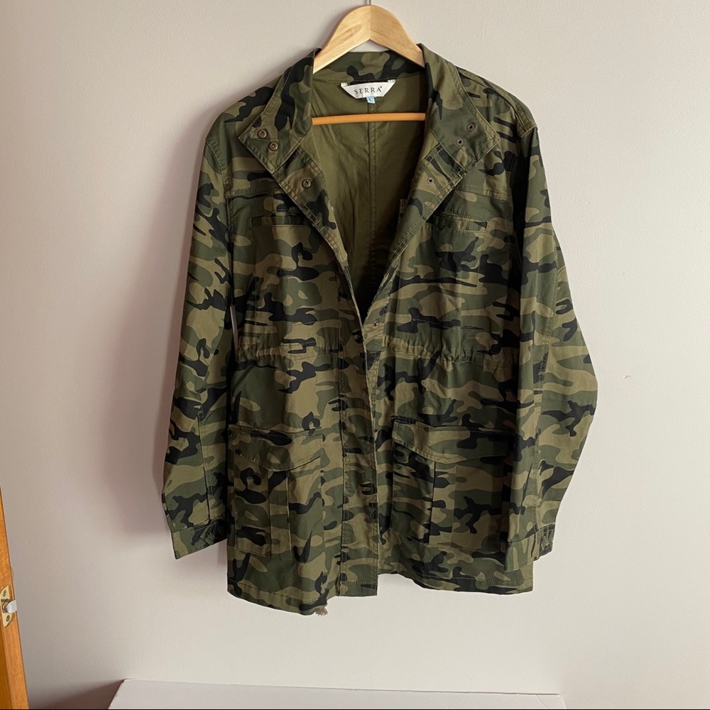Serra camo jacket, women’s, size large, never worn